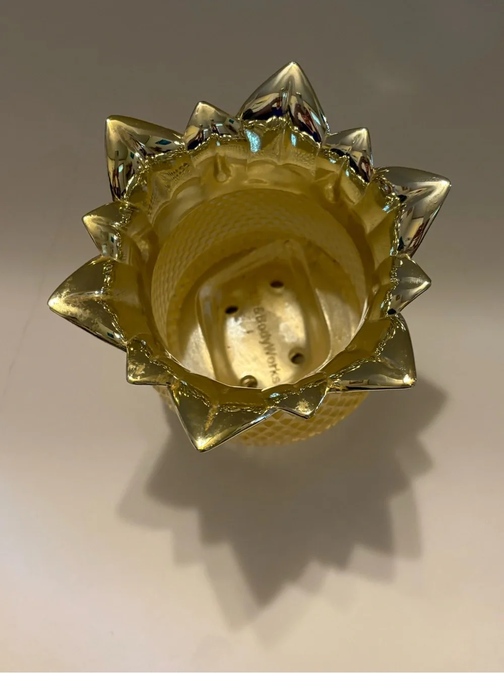 Bath & Body Works Gold pineapple shaped soap holder